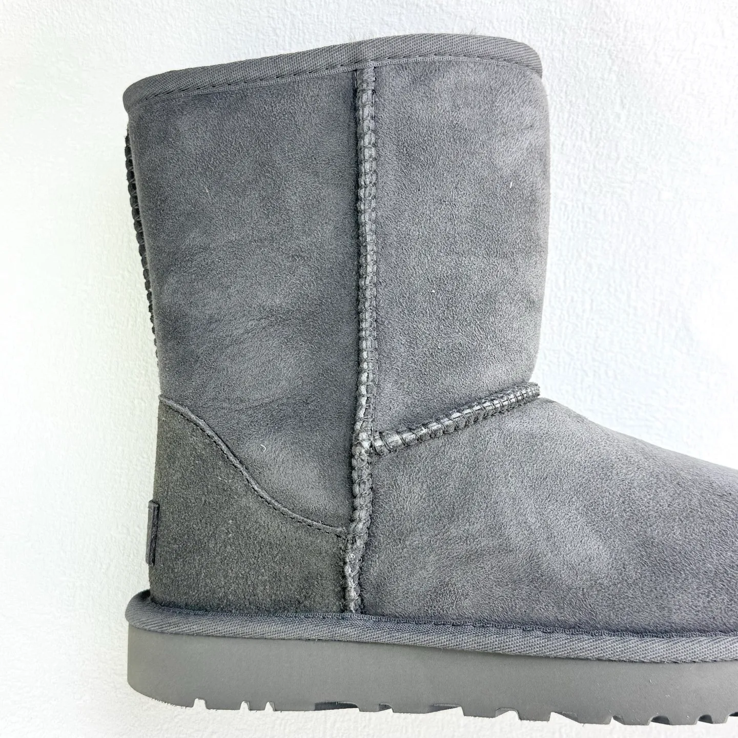 Self-pickup 💰440 UGG 6223 mid-top straight classic style Longfeng fur integrated Size 35 36 37 38 39 40